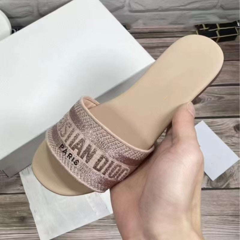 Outdoor Chunky Heel Slippers Summer New Home D Women's Shoes Woven Embroidered Flat Slippers